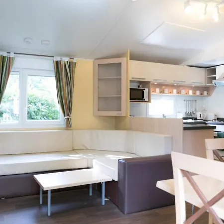 Camping Park Playa Bara - Mobile Homes By Lifestyle Holidays * Roda de Bera